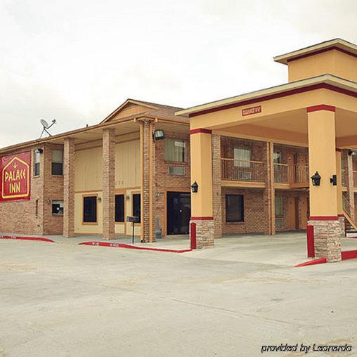 Palace Inn Rosenberg Exterior photo